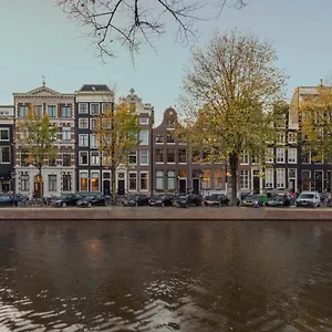 Hotel The Pavilions Amsterdam, The Toren